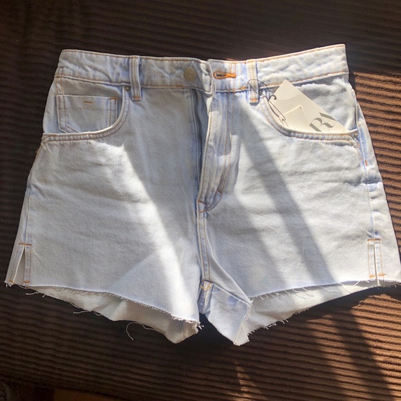 High waisted Jean shorts - Picture 4 of 8